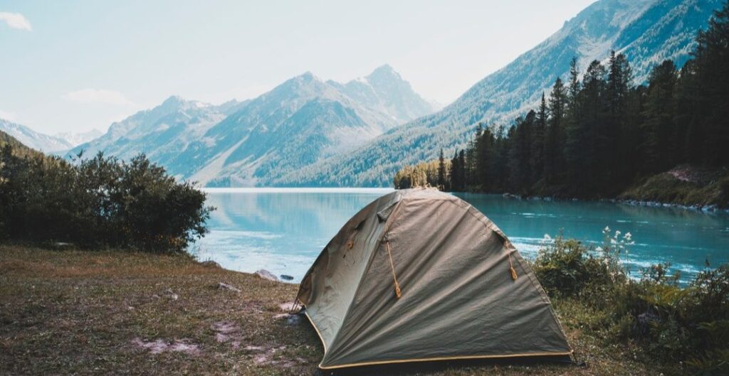 camping alberta